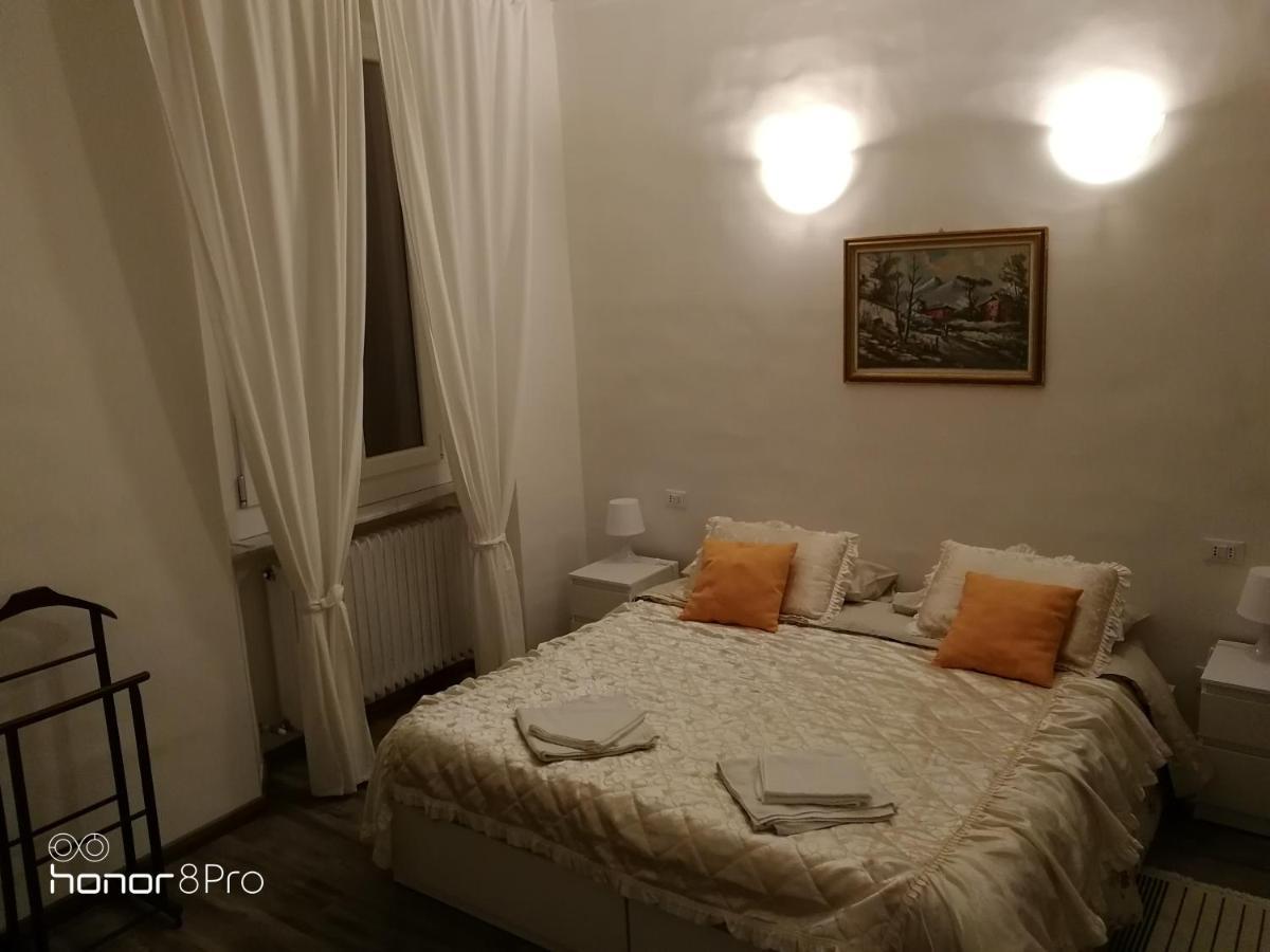 Casa Viorica Hotel Анкона Екстериор снимка