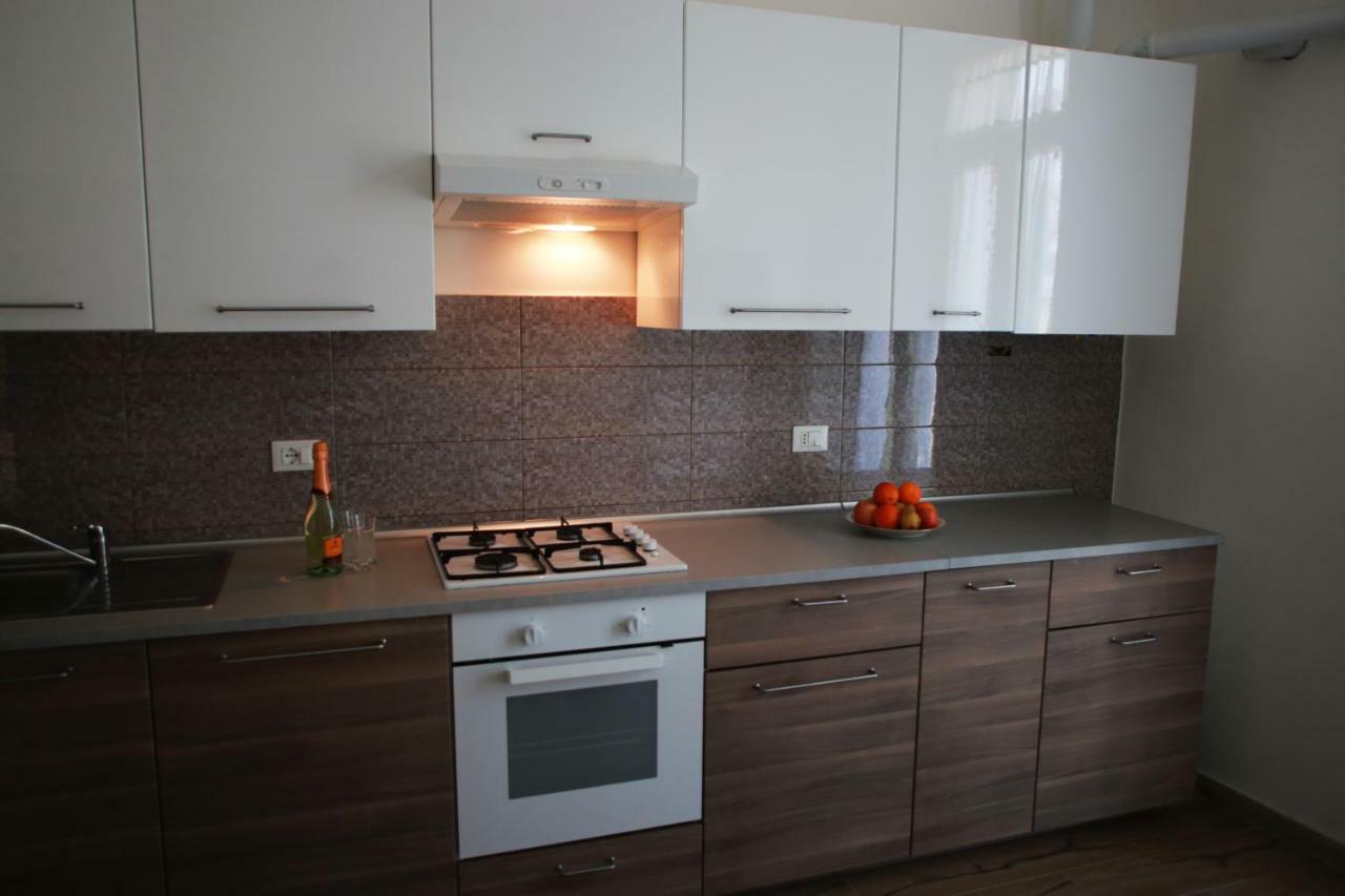 Casa Viorica Hotel Анкона Екстериор снимка